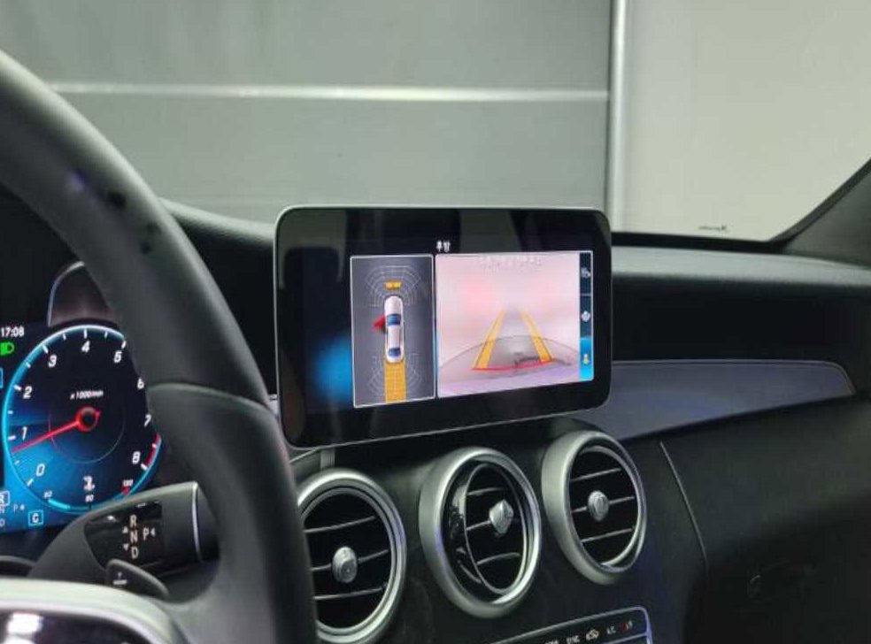 벤츠 C 클래스 C200 AMG LINE 사진 11