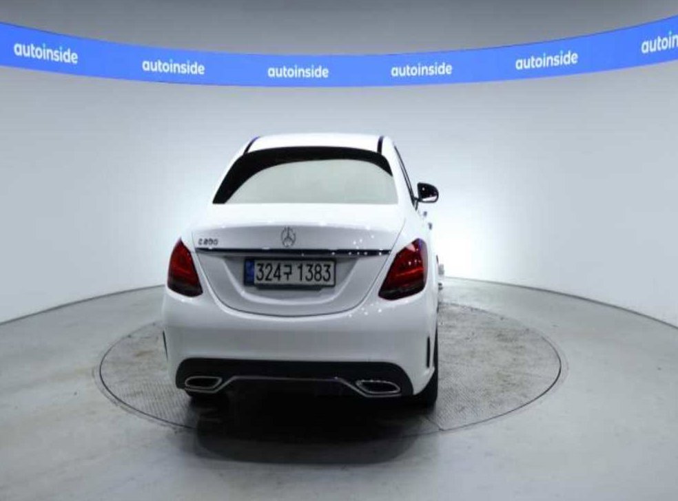 벤츠 C 클래스 C200 AMG LINE 사진 4