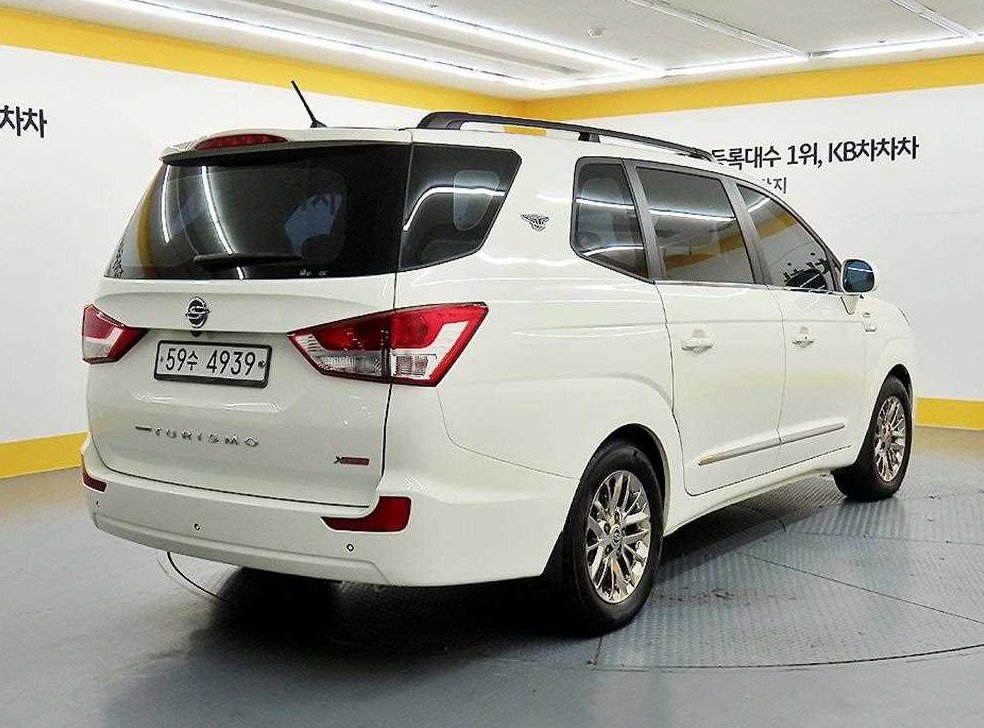 KG모빌리티(쌍용)  코란도 4WD GT 사진 4