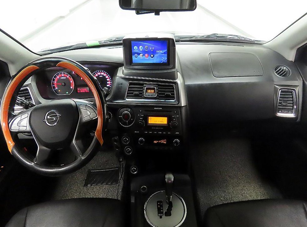 KG모빌리티(쌍용)  코란도 디젤 4WD 익스트림 사진 8