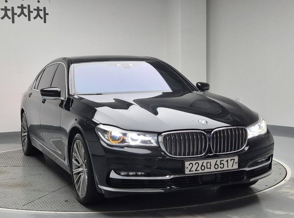 BMW 7시리즈 750Li xDrive 프레스티지 사진 2