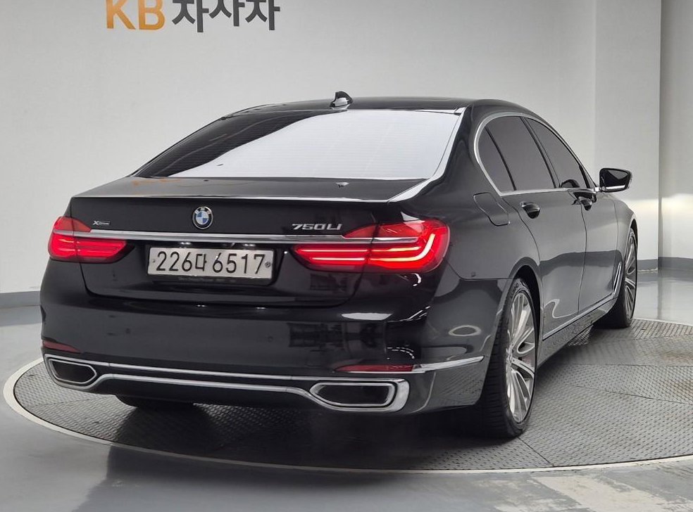 BMW 7시리즈 750Li xDrive 프레스티지 사진 3