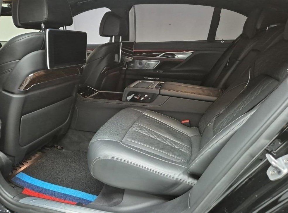 BMW 7시리즈 750Li xDrive 프레스티지 사진 8