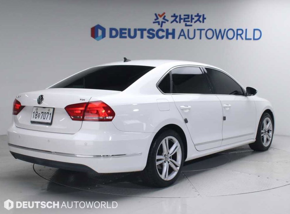 폭스바겐 파사트 2.0 TDI 사진 2