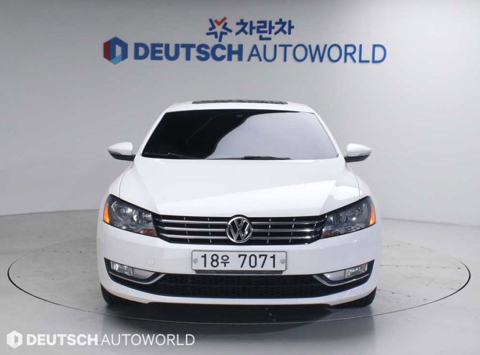 폭스바겐 파사트 2.0 TDI 사진 3