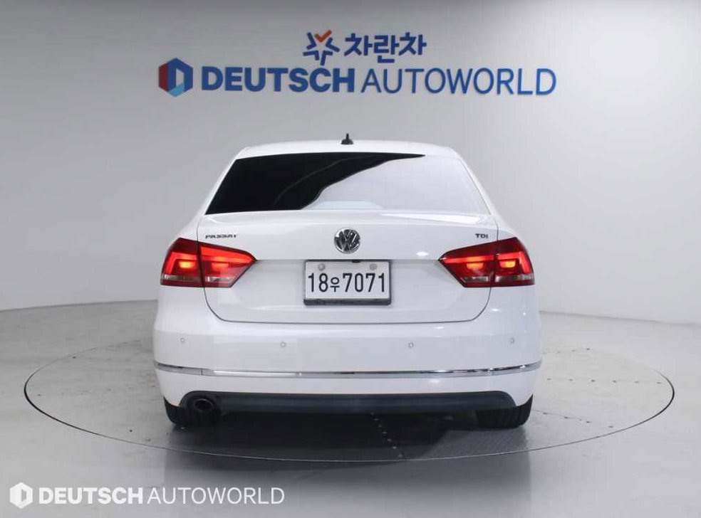 폭스바겐 파사트 2.0 TDI 사진 4