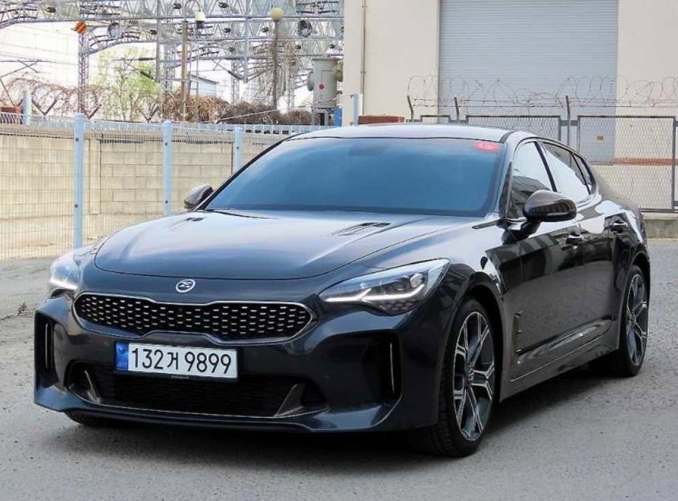 기아 스팅어 가솔린 2.0 터보 2WD 사진 2