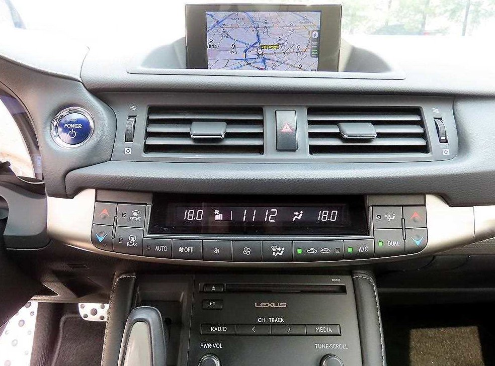 렉서스 CT CT200H 사진 13