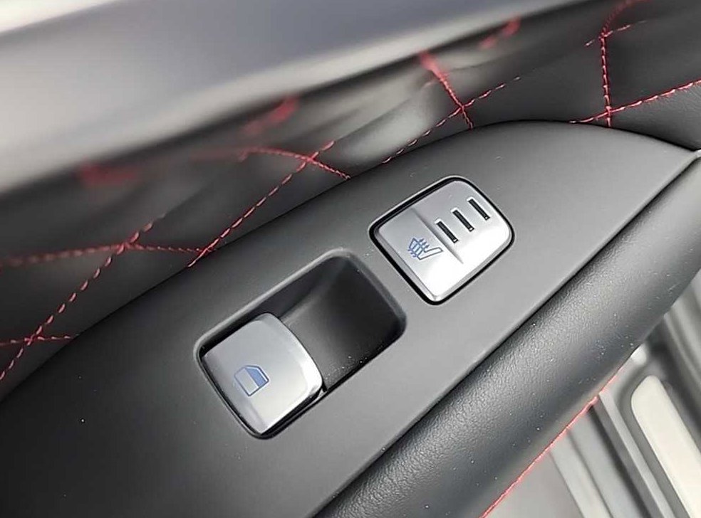 제네시스 G70 3.3T 스포츠 AWD 사진 14
