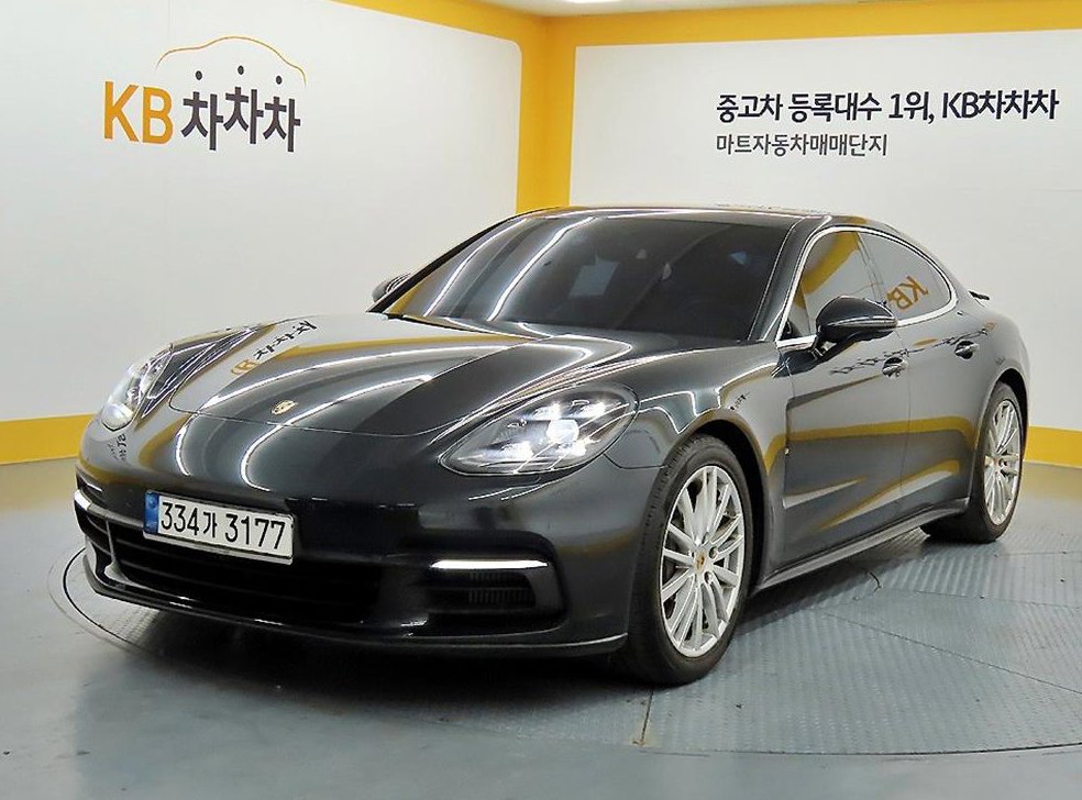 포르쉐 파나메라 2.9 4S 사진 2
