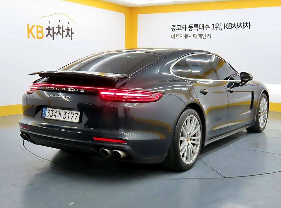 포르쉐 파나메라 2.9 4S 사진 4