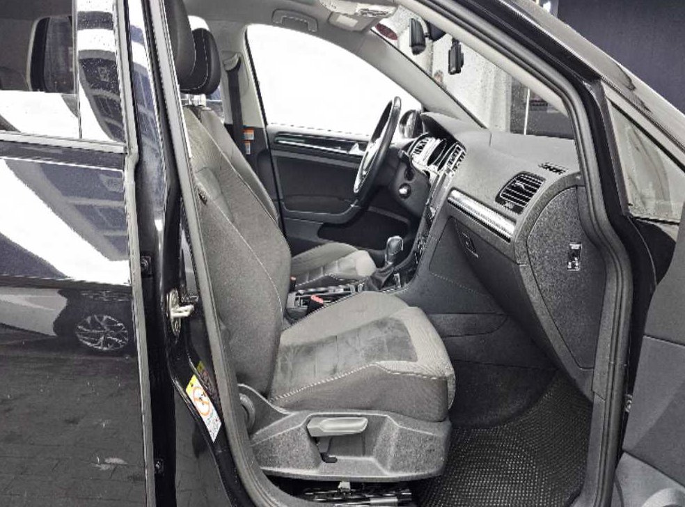 폭스바겐 골프 2.0 TDI 사진 11