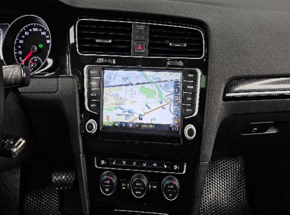 폭스바겐 골프 2.0 TDI 사진 14