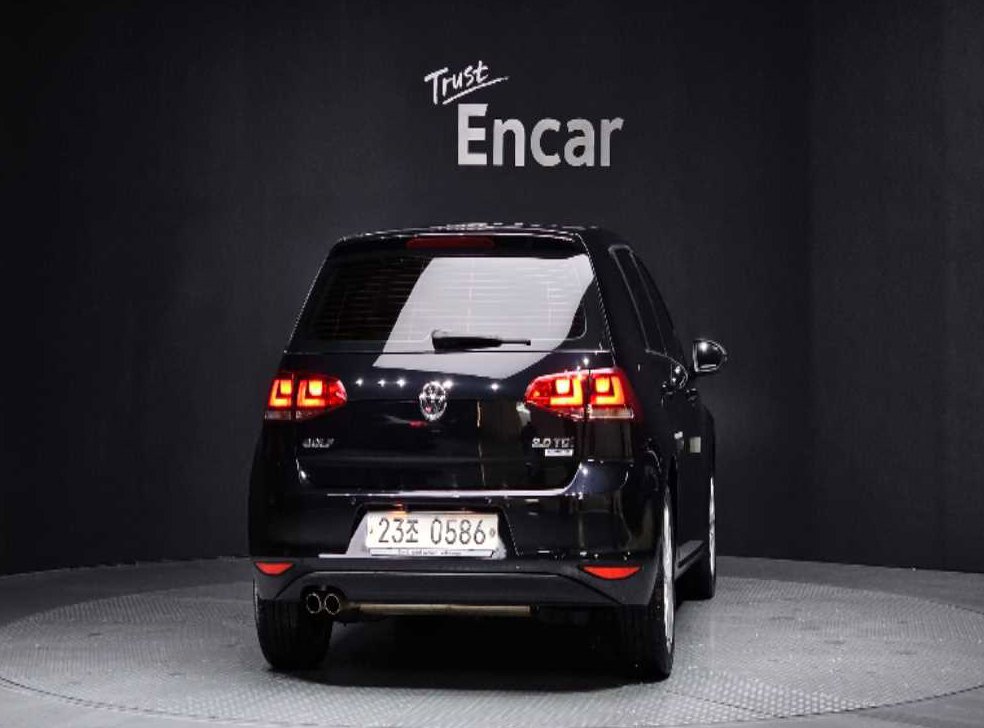 폭스바겐 골프 2.0 TDI 사진 4