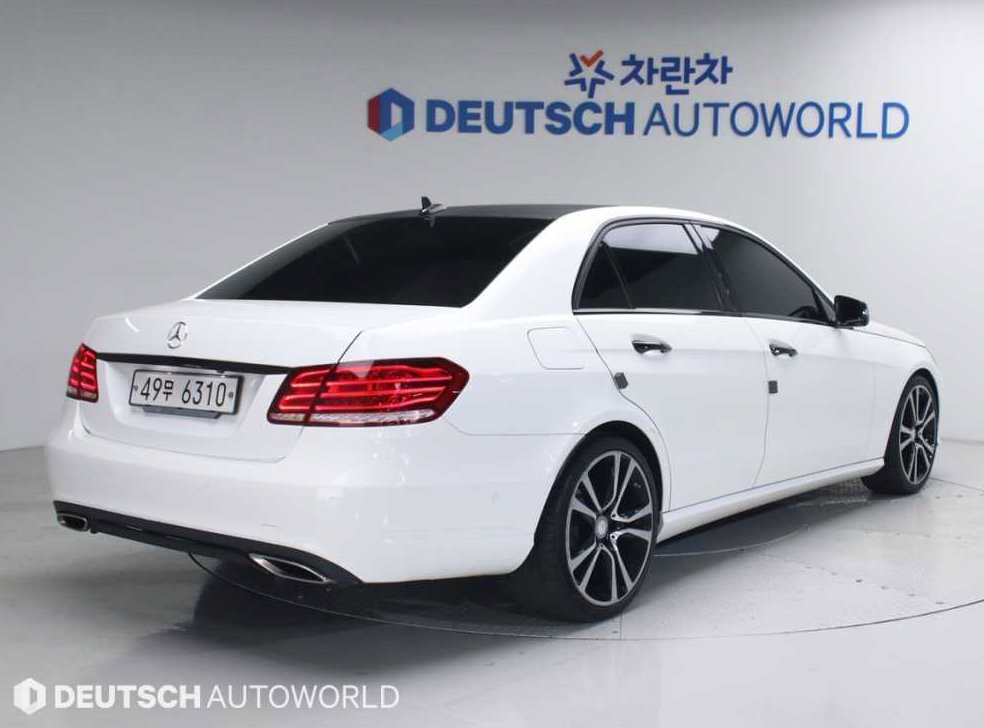 벤츠 E 클래스 E220 블루텍 아방가르드 스포츠 사진 2