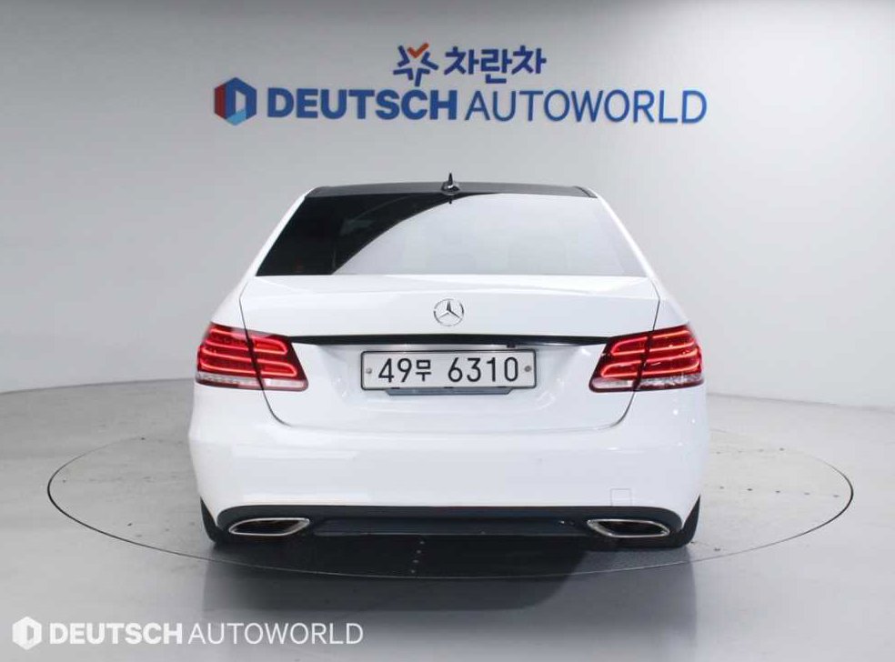 벤츠 E 클래스 E220 블루텍 아방가르드 스포츠 사진 4