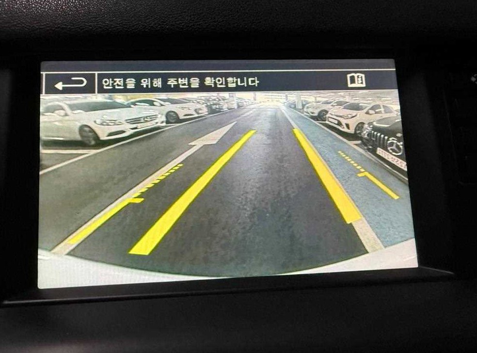 랜드로버 디스커버리 스포츠 2.0 TD4 HSE 럭셔리 사진 13