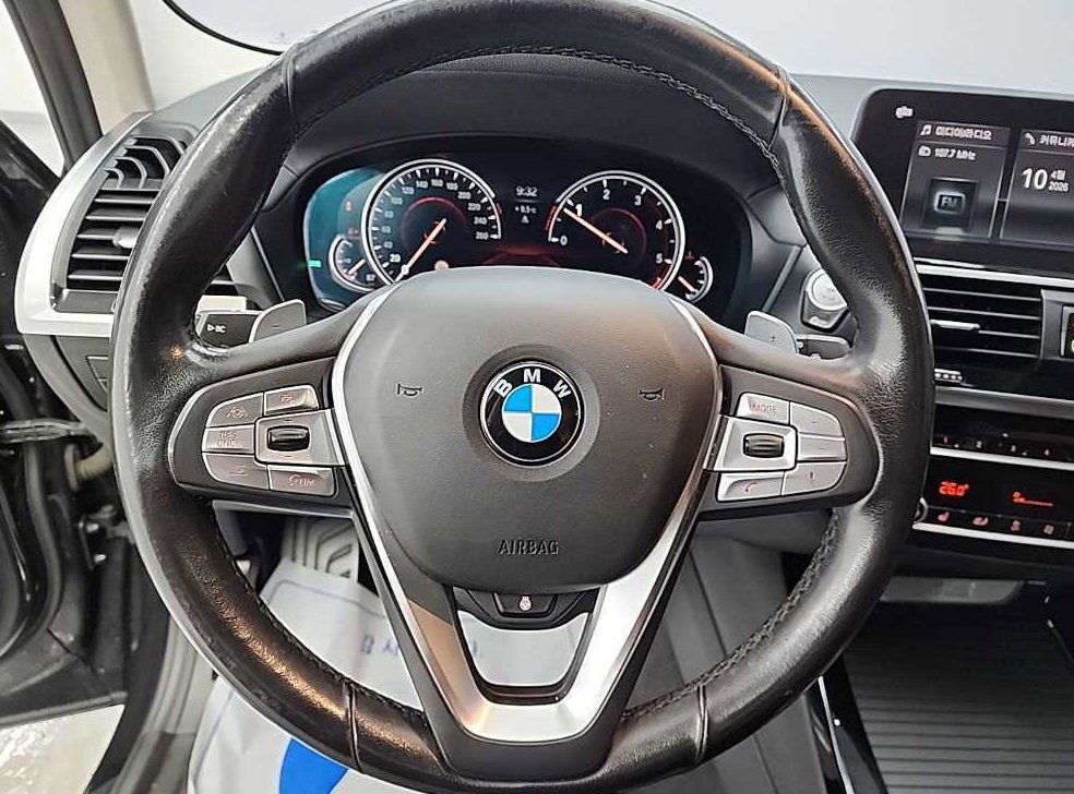 BMW X3 xDrive 20d xLine 사진 9