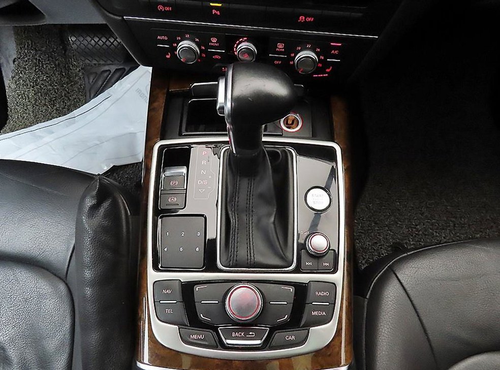 아우디 A6 2.0 TDI 사진 10