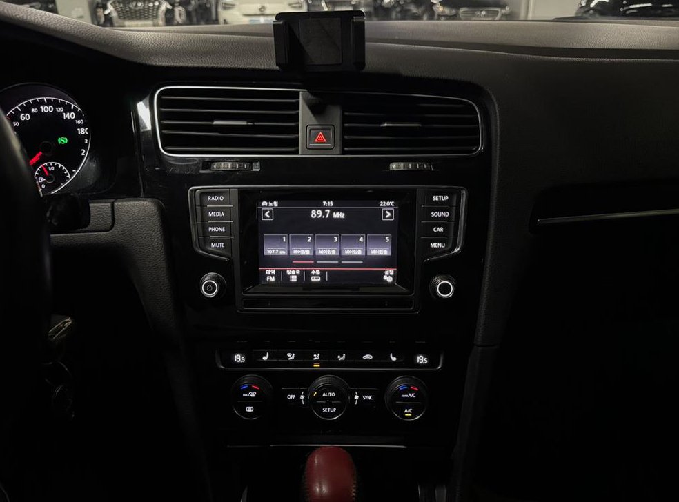 폭스바겐 골프 1.4 TSI 사진 12