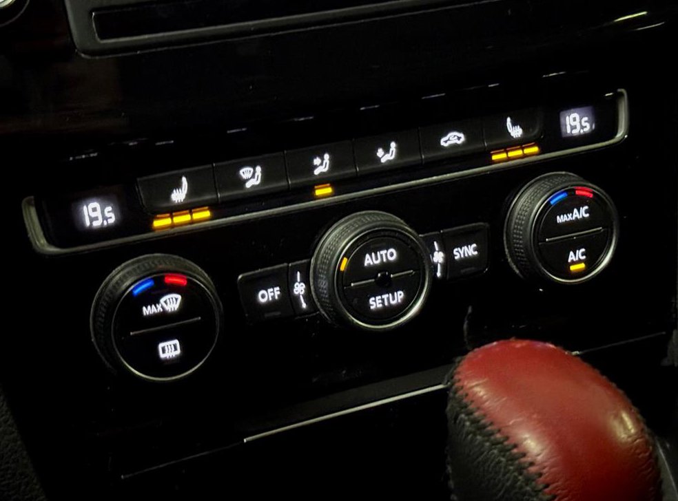 폭스바겐 골프 1.4 TSI 사진 18