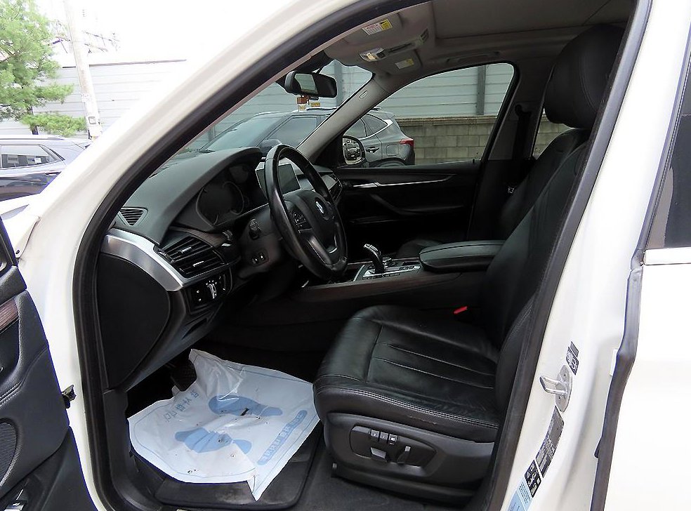 BMW X5 xDrive 30d 사진 5
