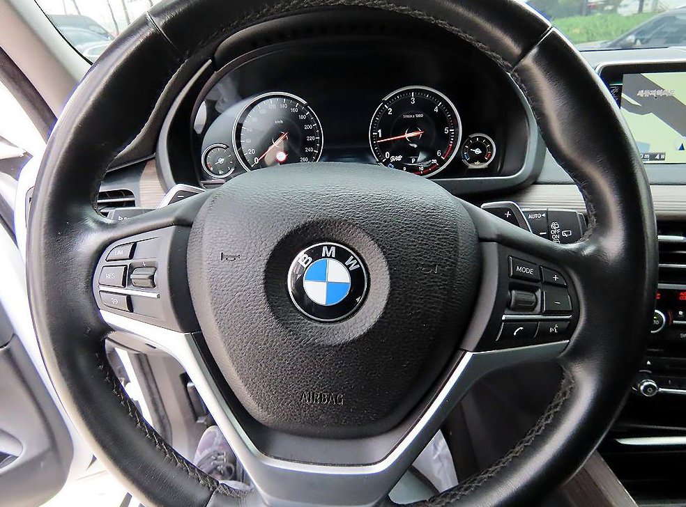 BMW X5 xDrive 30d 사진 8