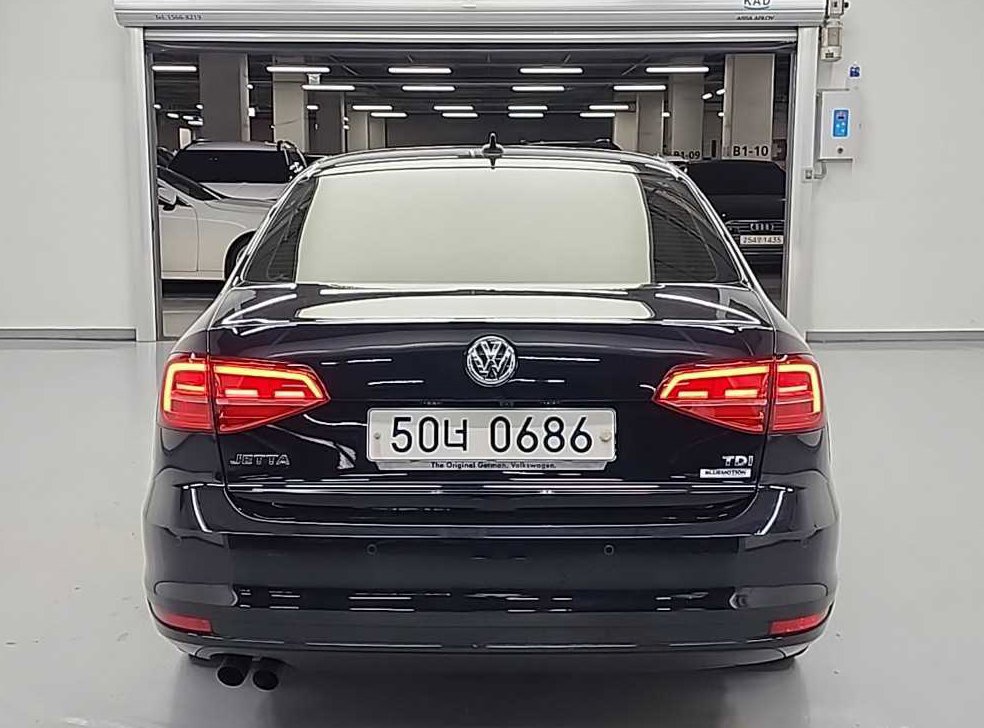 폭스바겐 제타 2.0 TDI 블루모션 프리미엄 사진 3