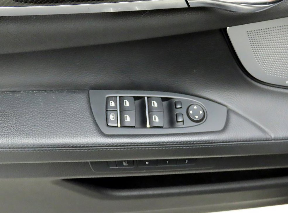 BMW 7시리즈 750 사진 11