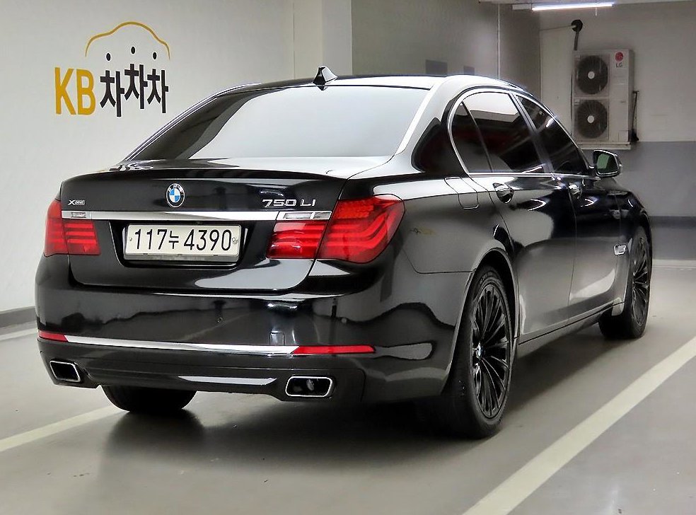 BMW 7시리즈 750 사진 4