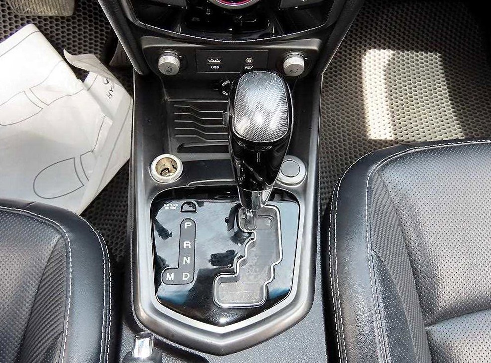 KG모빌리티(쌍용)  티볼리 가솔린 2WD 1.6 VX 사진 10