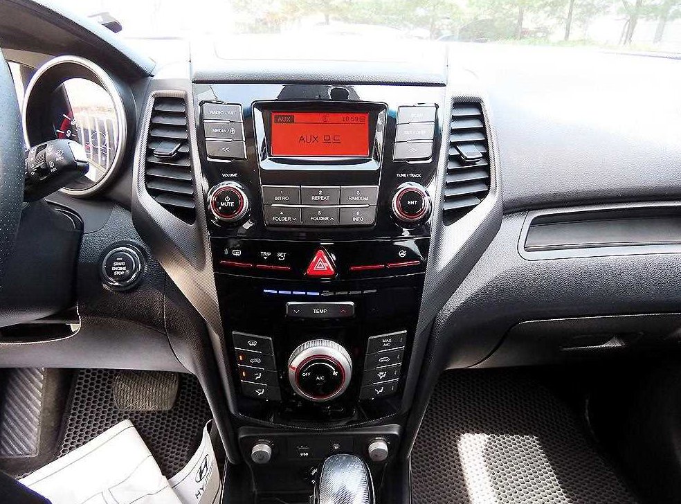 KG모빌리티(쌍용)  티볼리 가솔린 2WD 1.6 VX 사진 13