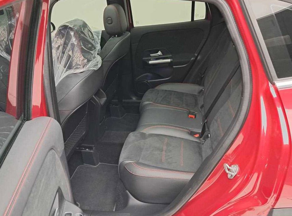 벤츠 GLA 클래스 GLA250 4MATIC 사진 12
