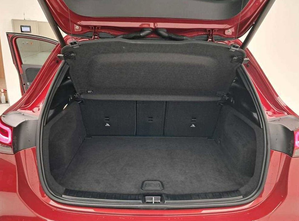 벤츠 GLA 클래스 GLA250 4MATIC 사진 18