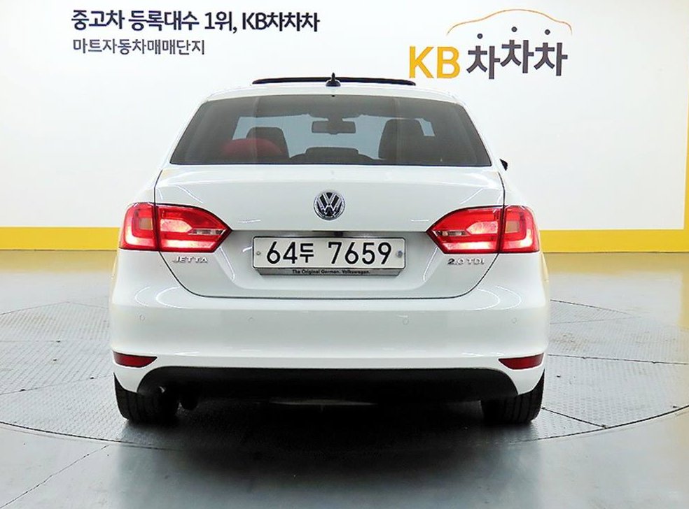 폭스바겐 제타 2.0 TDI 사진 3