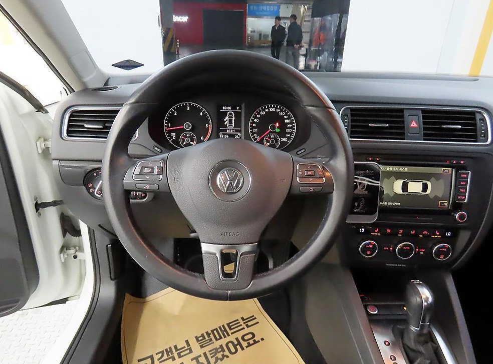 폭스바겐 제타 2.0 TDI 사진 9