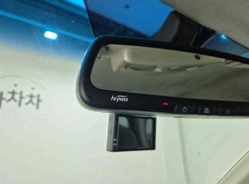 KG모빌리티(쌍용)  렉스턴 2.0  2WD RX7 사진 17