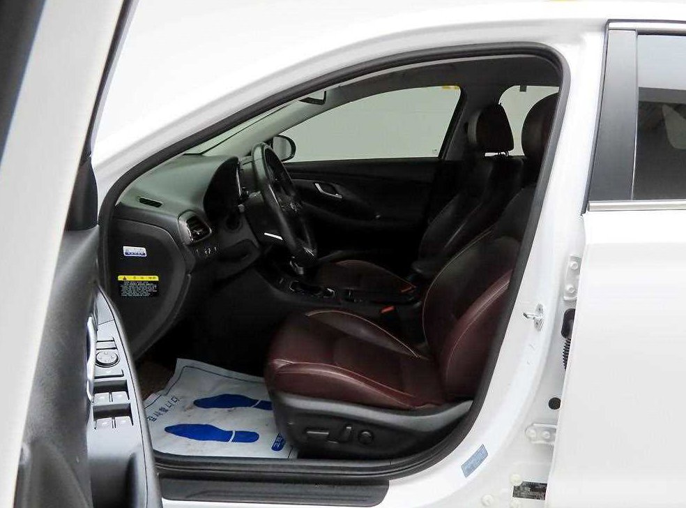 현대 i30 1.4 터보 사진 12