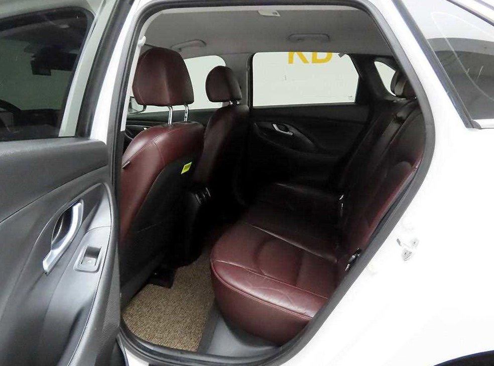 현대 i30 1.4 터보 사진 13