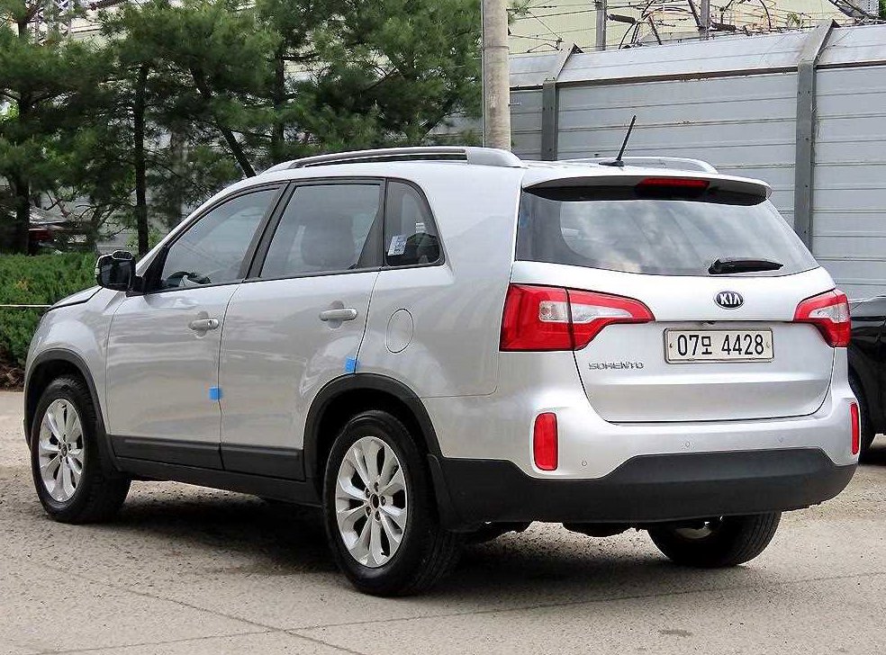 기아 쏘렌토 2WD 2.0 럭셔리 사진 3