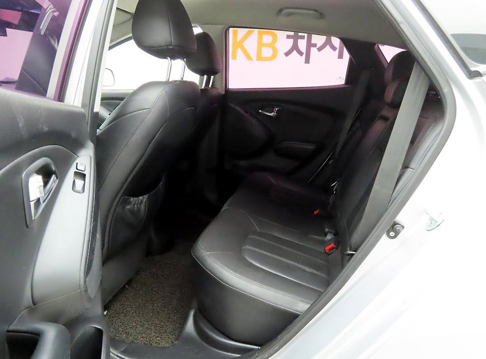 현대 투싼 2WD VGT LX20 사진 15