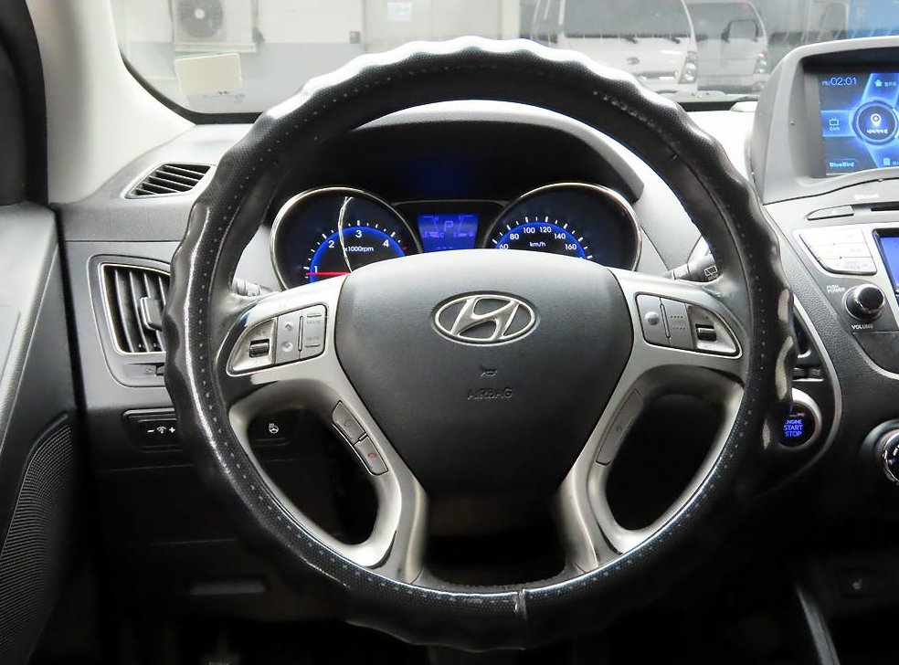 현대 투싼 2WD VGT LX20 사진 7