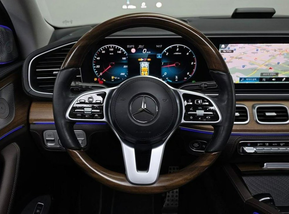 벤츠 GLS 클래스 GLS 400d 4MATIC 사진 11