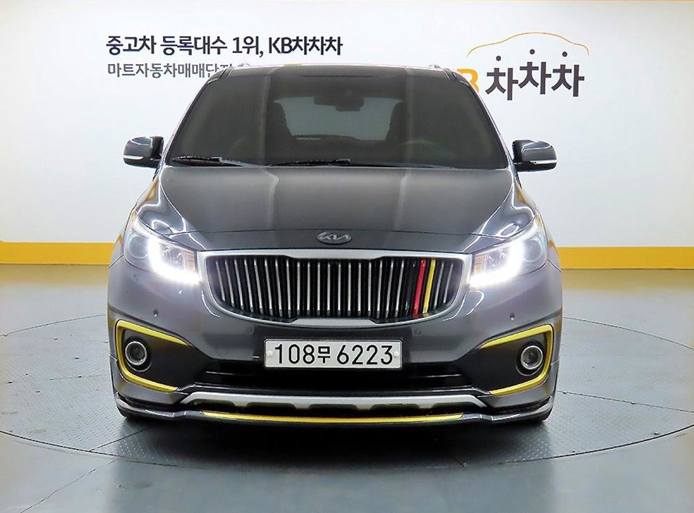 기아 카니발 디젤 9인승 럭셔리