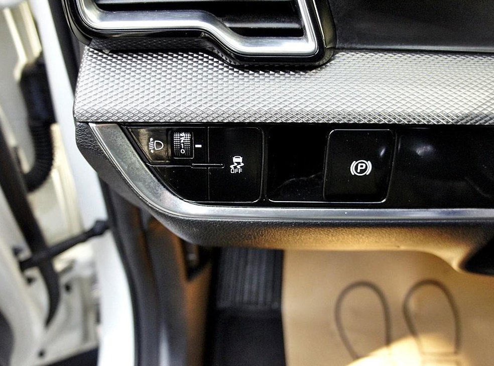 기아 스포티지 2.0 디젤 2WD 사진 15