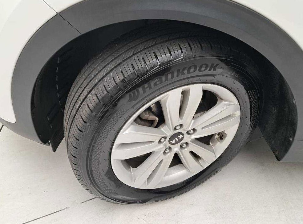 기아 스포티지 디젤 2.0 2WD 프레스티지 사진 19