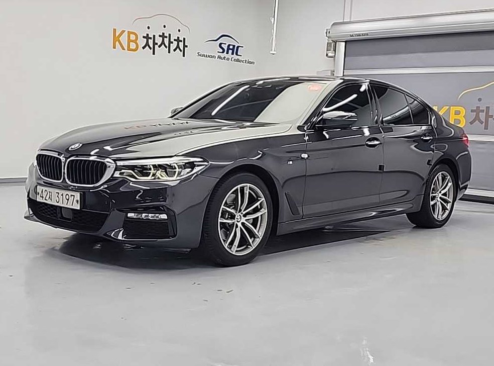 BMW 5시리즈 520d M 스포츠 플러스