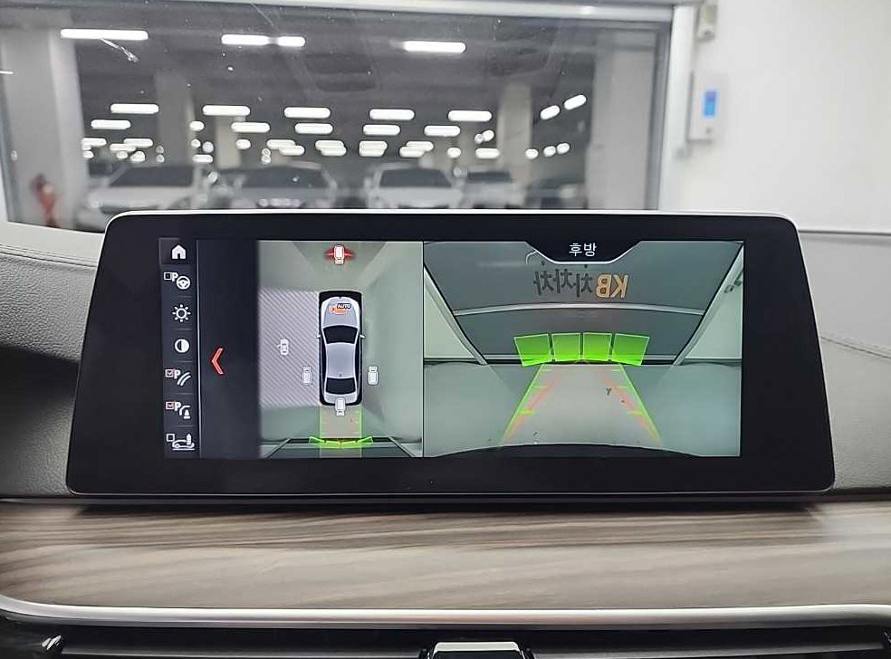 BMW 5시리즈 520d M 스포츠 플러스 사진 16