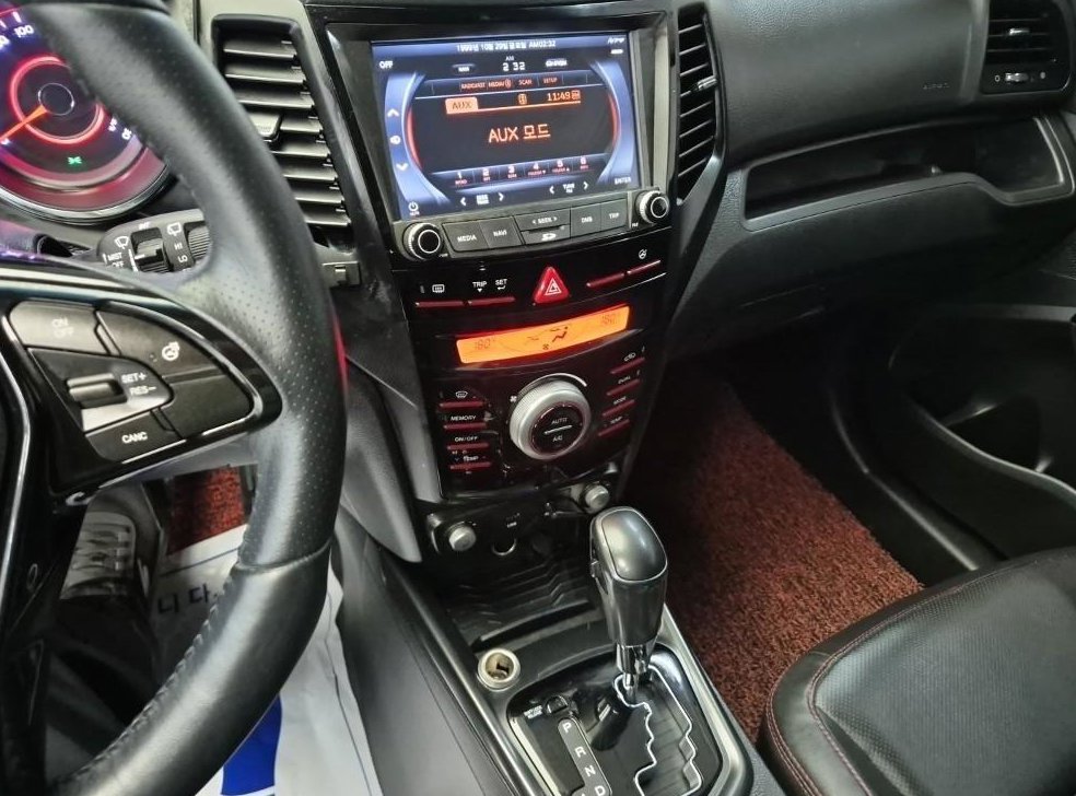 KG모빌리티(쌍용)  티볼리 2WD 가솔린 1.6 RX 사진 10