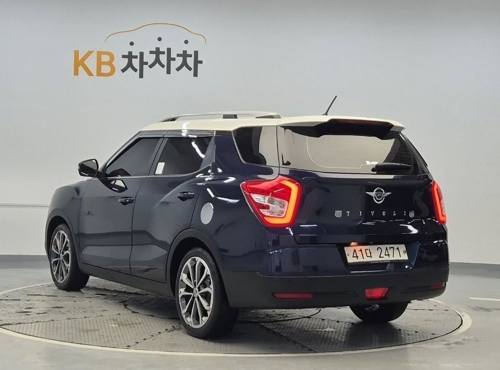 KG모빌리티(쌍용)  티볼리 2WD 가솔린 1.6 RX 사진 2